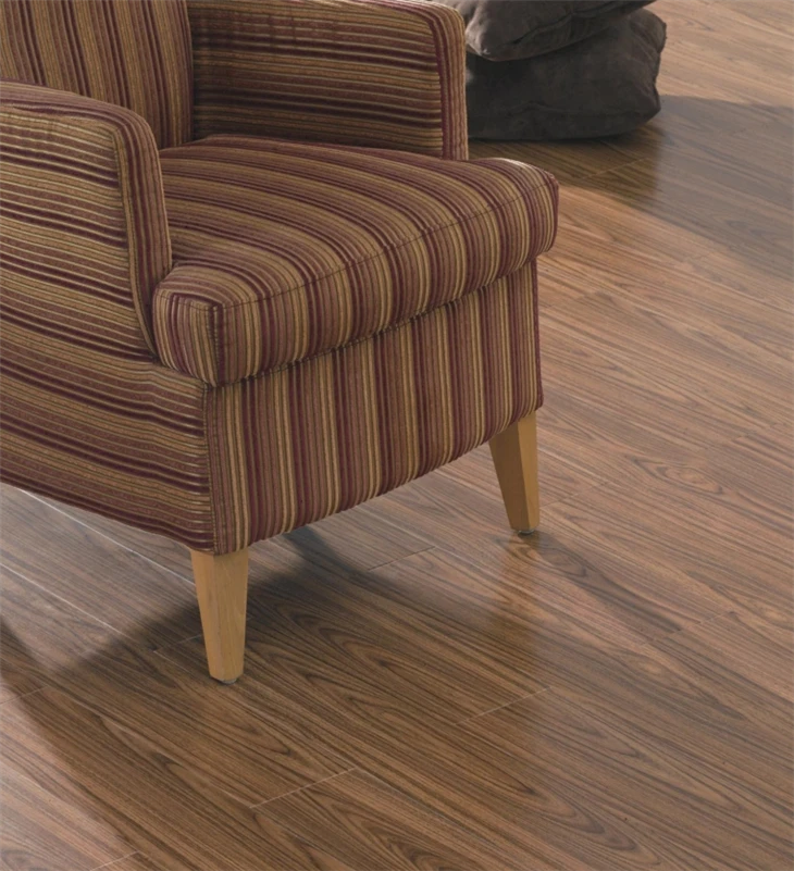 PAVIMENT ECOLÒGIC PVC